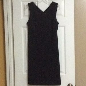 Closing closet 1/1/2020. All sales are final.